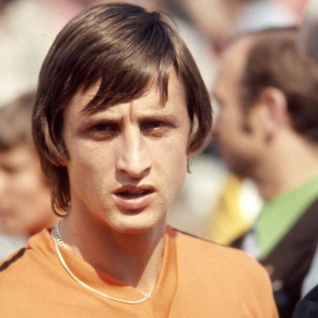 johan-cruyff_w6hkxg62qkd0150b3mwngcdiq11[1]